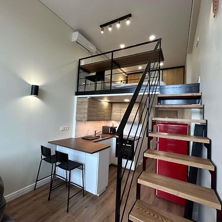 Stylish&Cozy Loft Zuvedra Near City Center ヴィリニュス エクステリア 写真